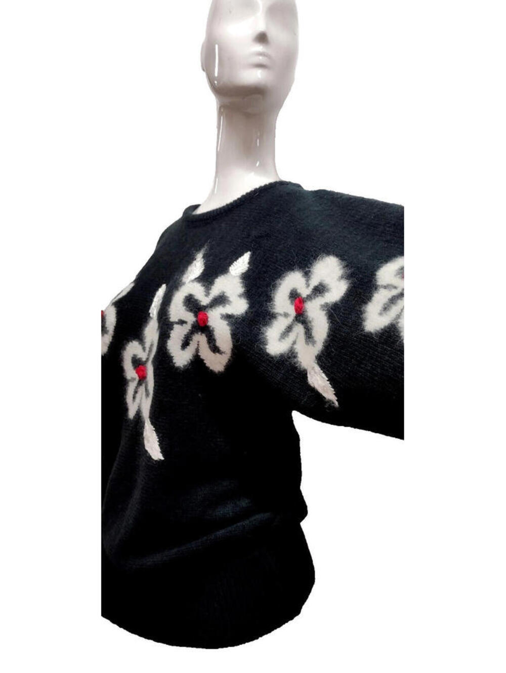 Black Angora Sweater Holiday Warmth M/L WESTERN CONNECTION Red & White Flowers